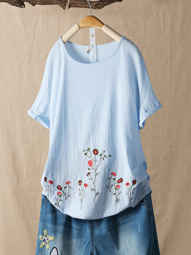 Floral Embroidered Crew Neck Short Sleeve Vintage T-shirt